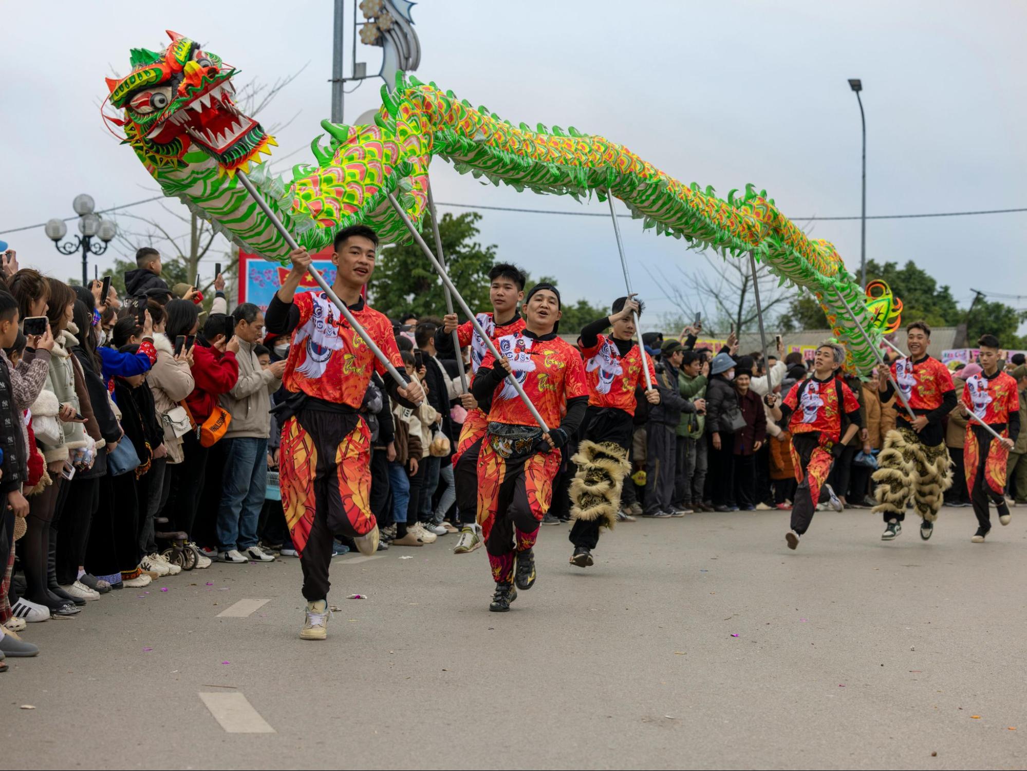 Top 10 Traditional Festivals in Vietnam: Attend the Unconventional Traditions & Events