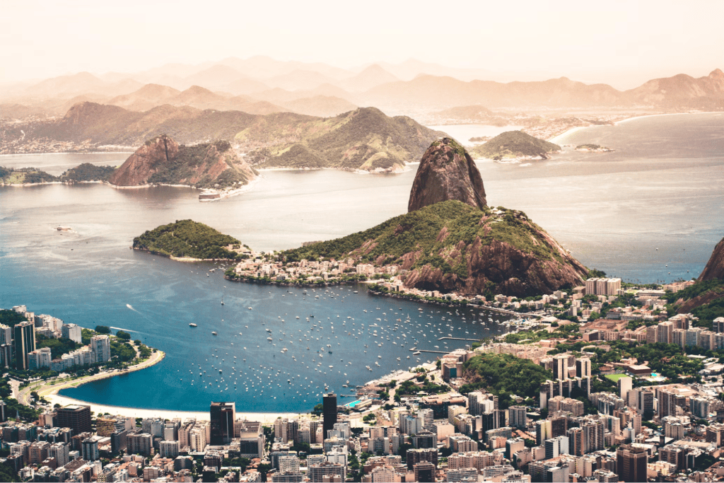 Markets in Brazil: Top Local & Cultural Shopping Spots | OneVasco Blog