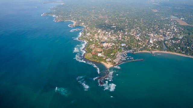 Sri Lanka in September: Exploring East Coast, Elephant Gathering & Monsoon