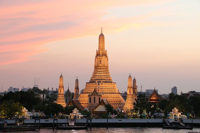 Wat Arun in Bangkok, Thailand