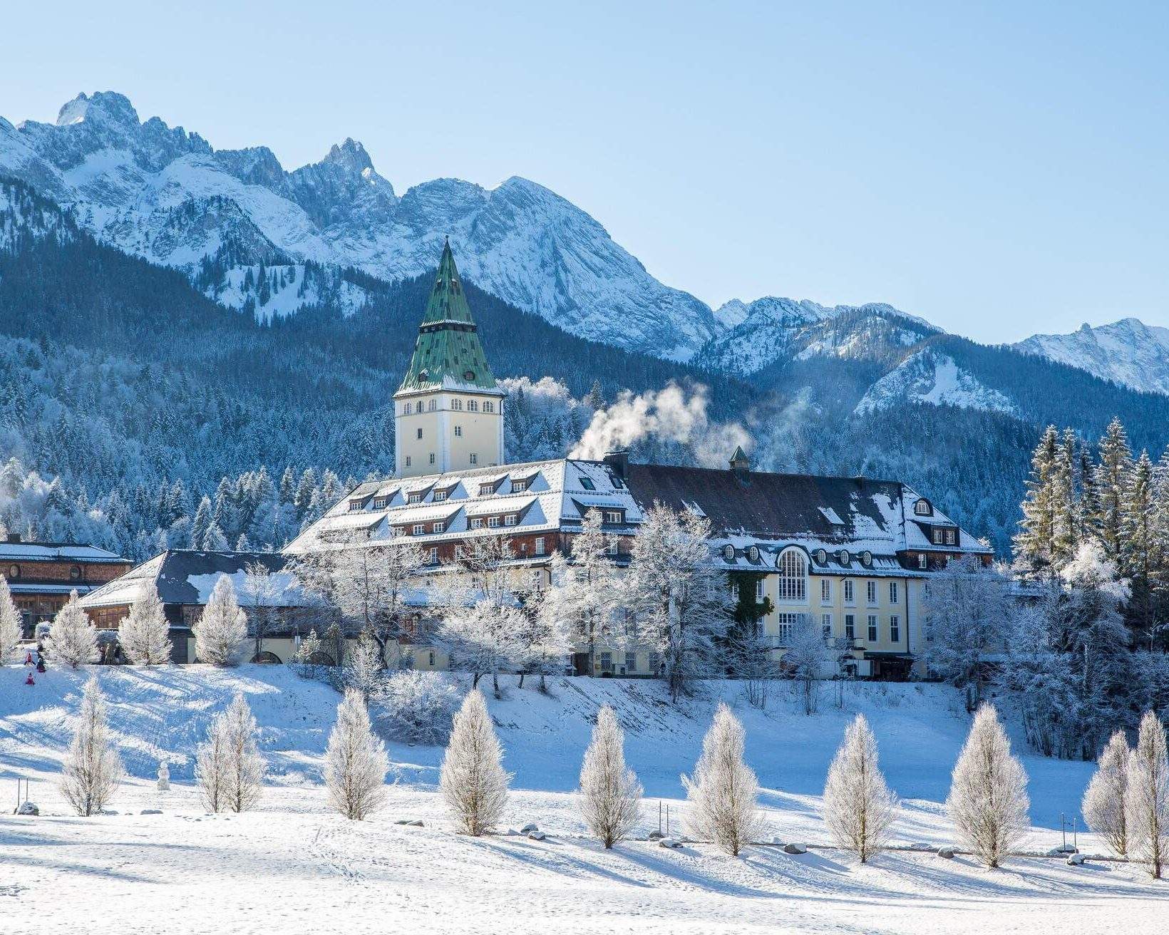 Experience Winter in Germany: Guide to Weather, Festivals & Travel Tips