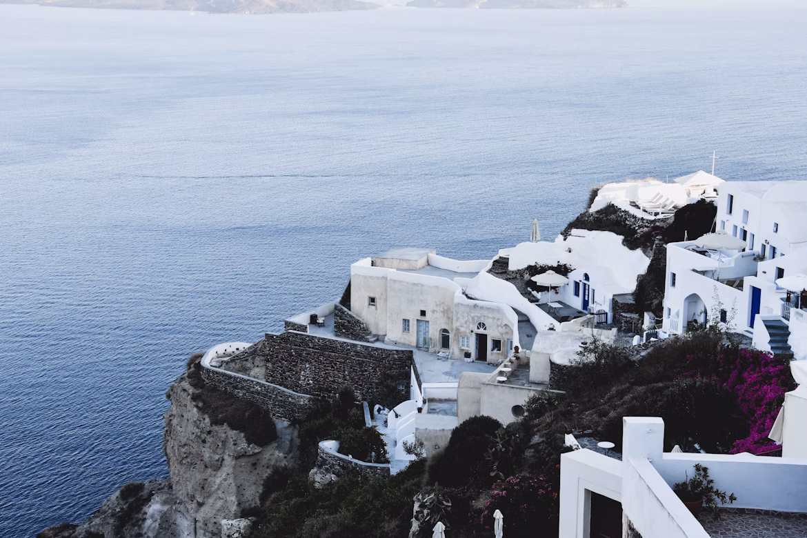 Blue-domed churches and whitewashed buildings in Oia 